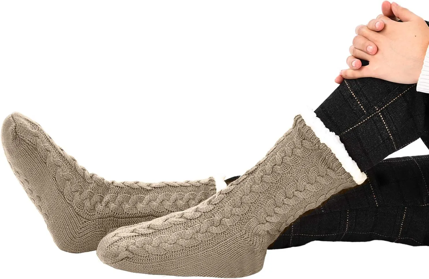 Boao 2 Pairs Women Warm Slipper Socks Christmas Fuzzy Winter Fleece Socks with Grippers Lined Non Slip Slipper Gift