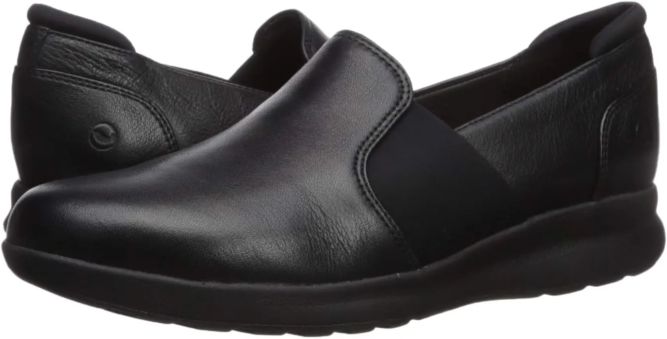 Clarks Women's Un Adorn Step Casual Slip On Loafer Black
