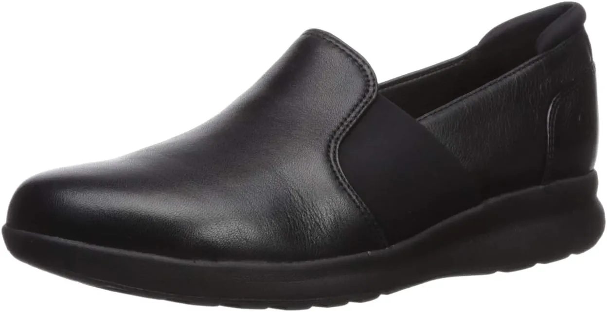 Clarks Women's Un Adorn Step Casual Slip On Loafer Black
