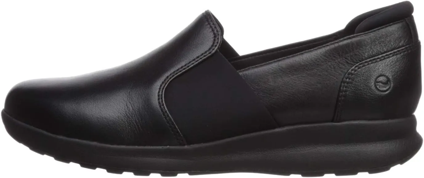 Clarks Women's Un Adorn Step Casual Slip On Loafer Black