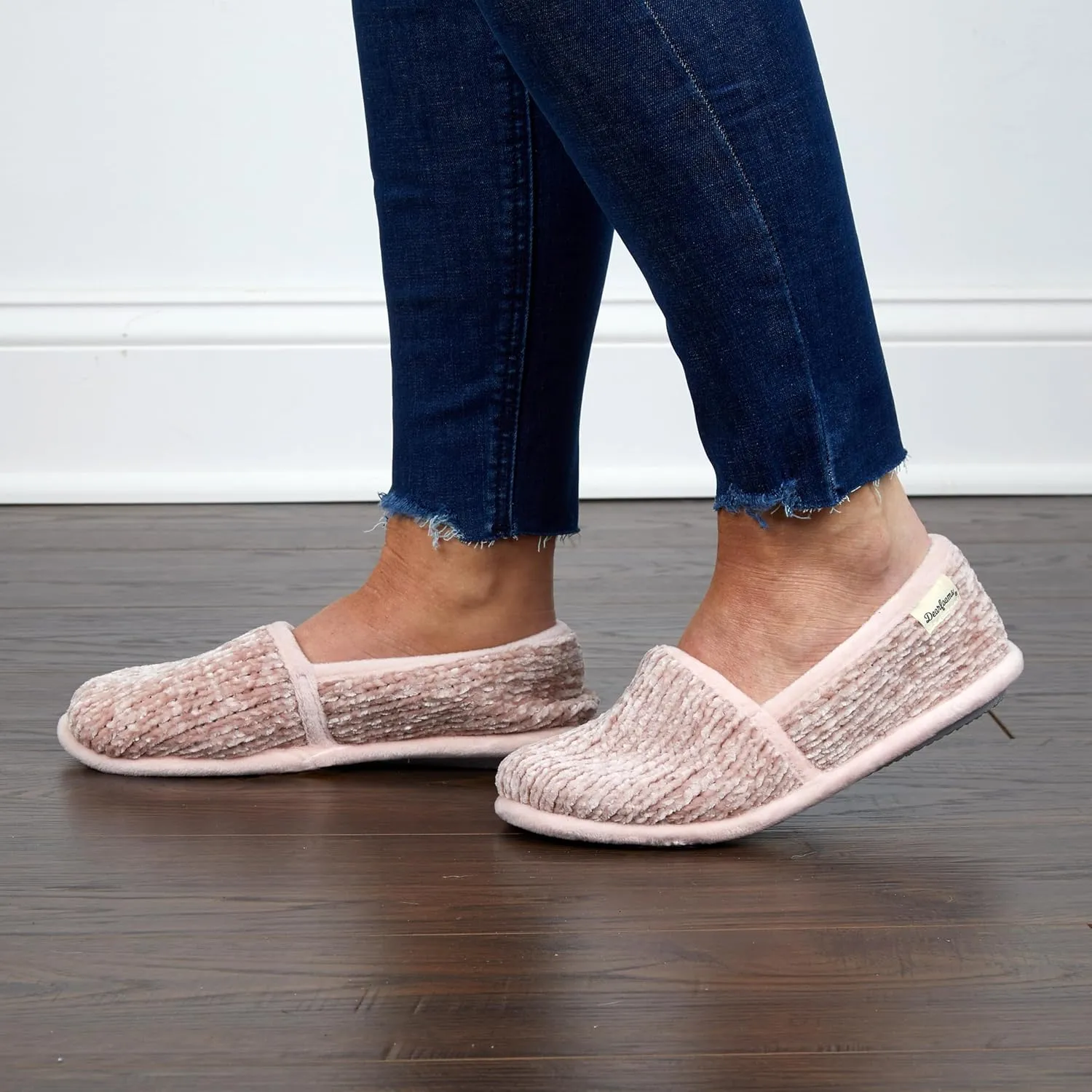 Dearfoams Women's Chenille A-Line Slipper