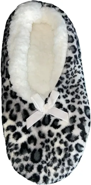 Fuzzy Babba women Super Soft ~ Blue Sky Color ~ slipper Socks Size M/L Shoe size 8-10