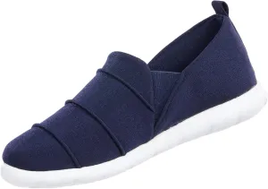 isotoner Zenz Women's Serenity Stretch Satin Slipper, Slip-On Shoe