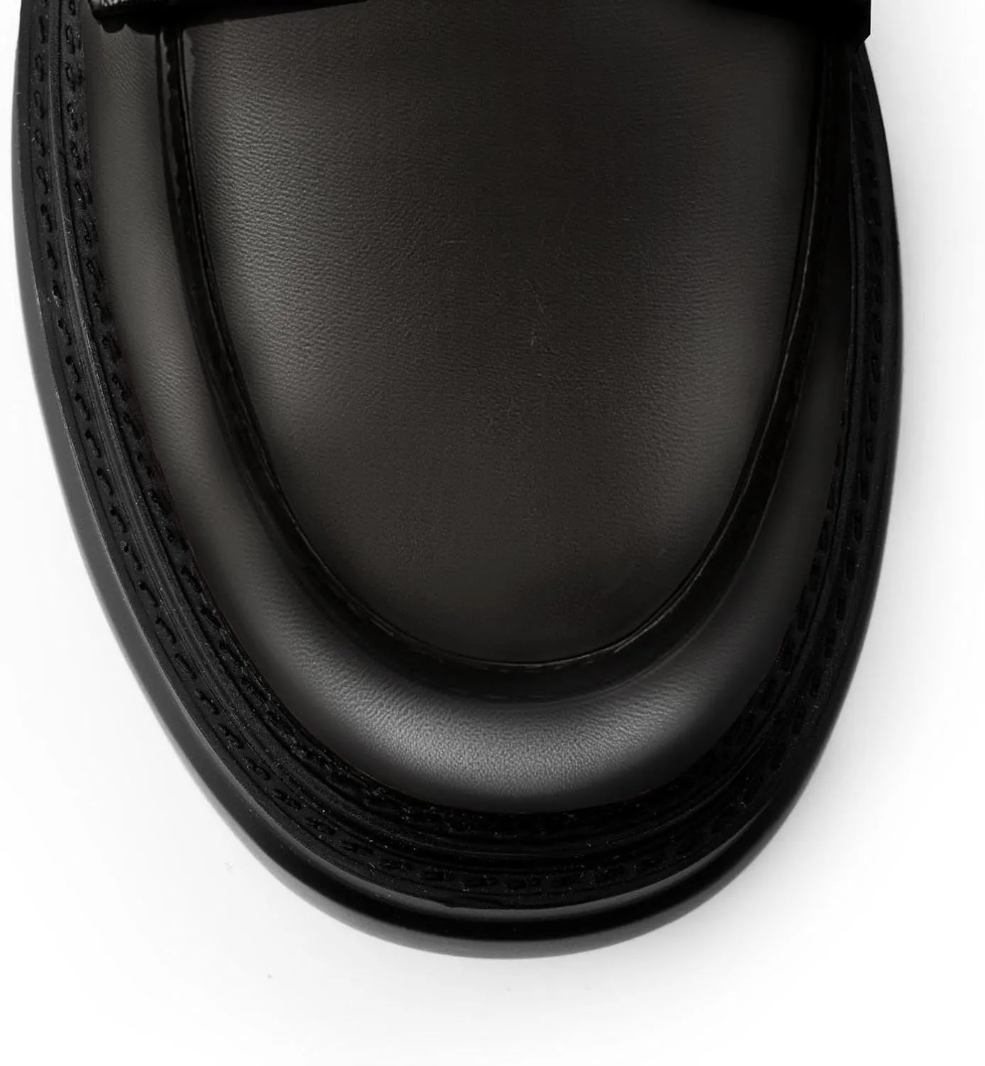 KaroNairy Platform Ankle Boots for Women Chelsea Boots Round Toe Chunky Heel Slip on Lug Sole Short Boots Black