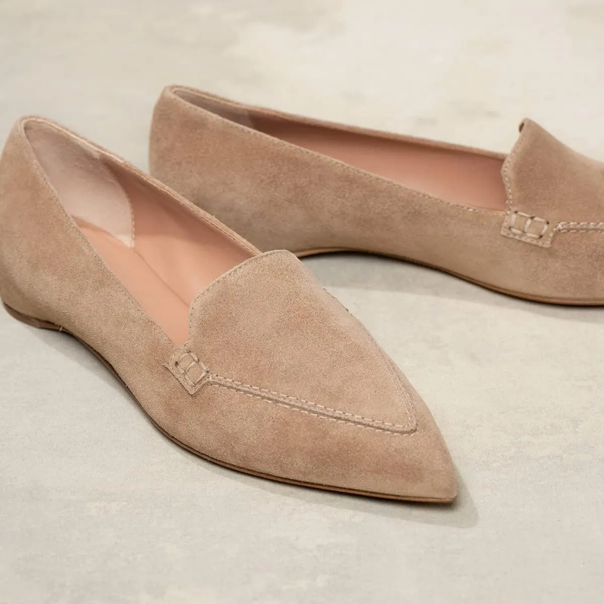 LEHOOR Women Casual Pointed Toe Loafer Flats Shoes Slip On Suede Penny Loafers Flat Heel Closed Pointy Toe Driver Coach Office Loafers Crocodile Snakeskin Flats Dressy Comfort Fall Retro 4-11 M US