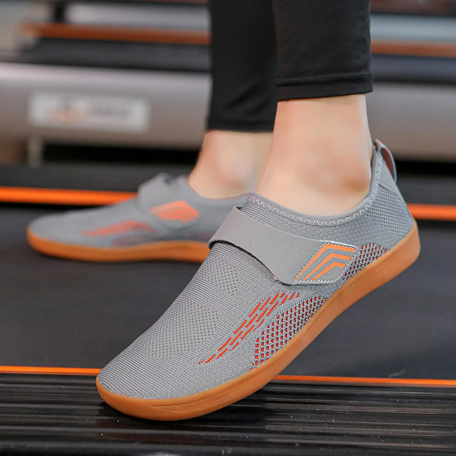 Men Sports Shoes Fashionable New Pattern Color Matching Couple Style Flat Bottomed Comfortable Mens Air 1 Low Sneaker Water S