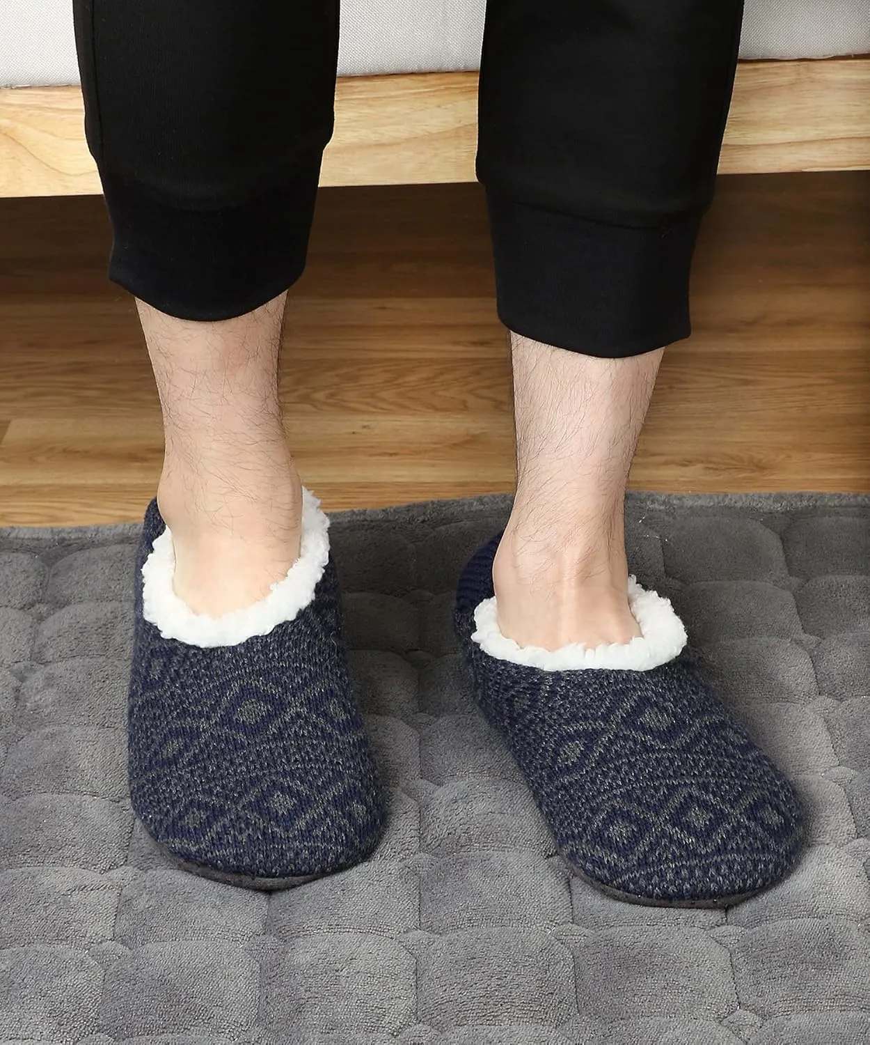 Mens Cozy Soft Sole Slipper Socks With Non Skid Bottoms, Warm Slipper Socks With Grippers For Men, Fuzzy House Slippers
