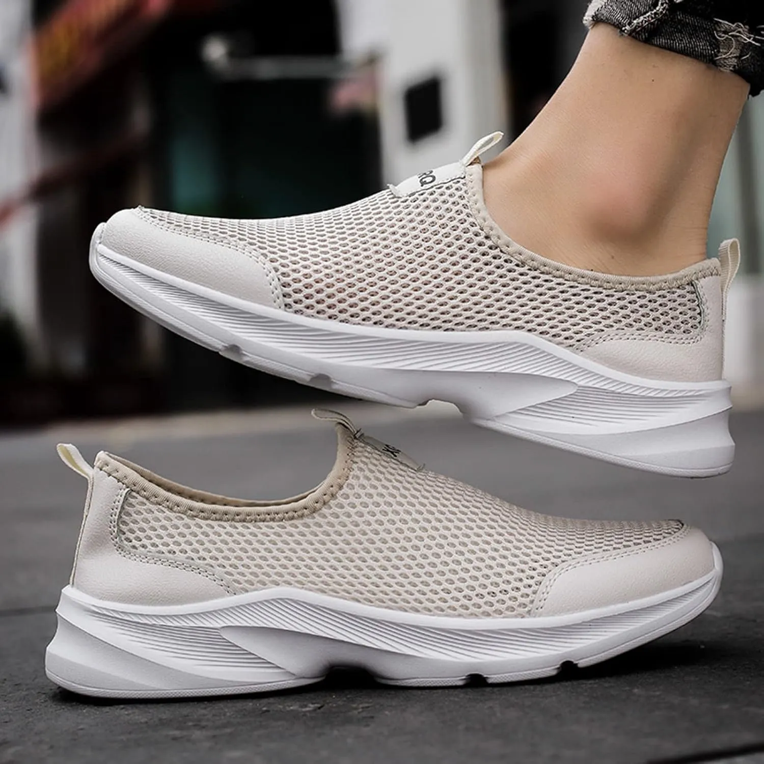 Mens Minimalist Shoes Simple Solid Color Slip-on Loafers Non Slip Recovery Shoes Lightweight Classic Sneaker