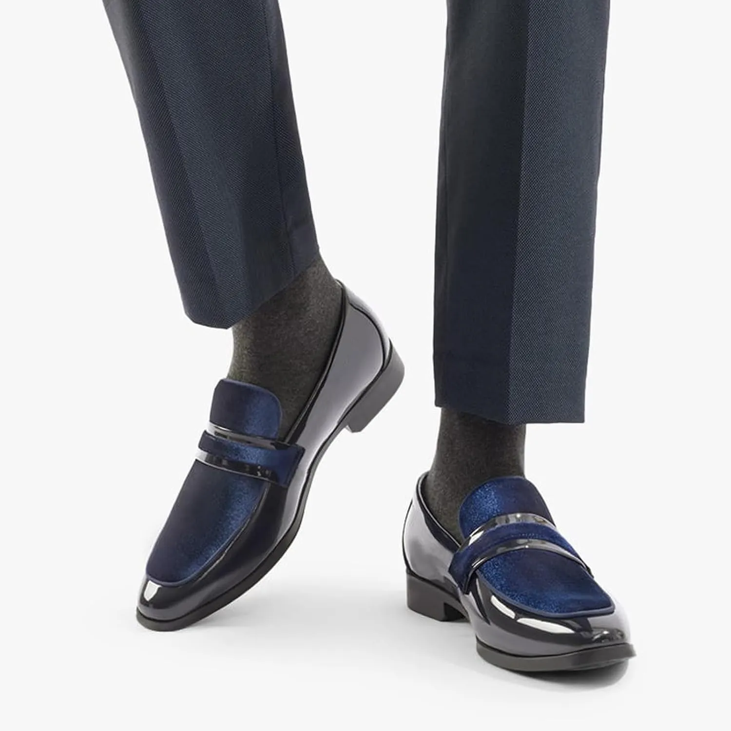 Men's Patent Leather Low Heel Business Loafers Classic Round Toe Comfortable Suede Non-Slip Slip-On Worktuxedo Wedding Shoes