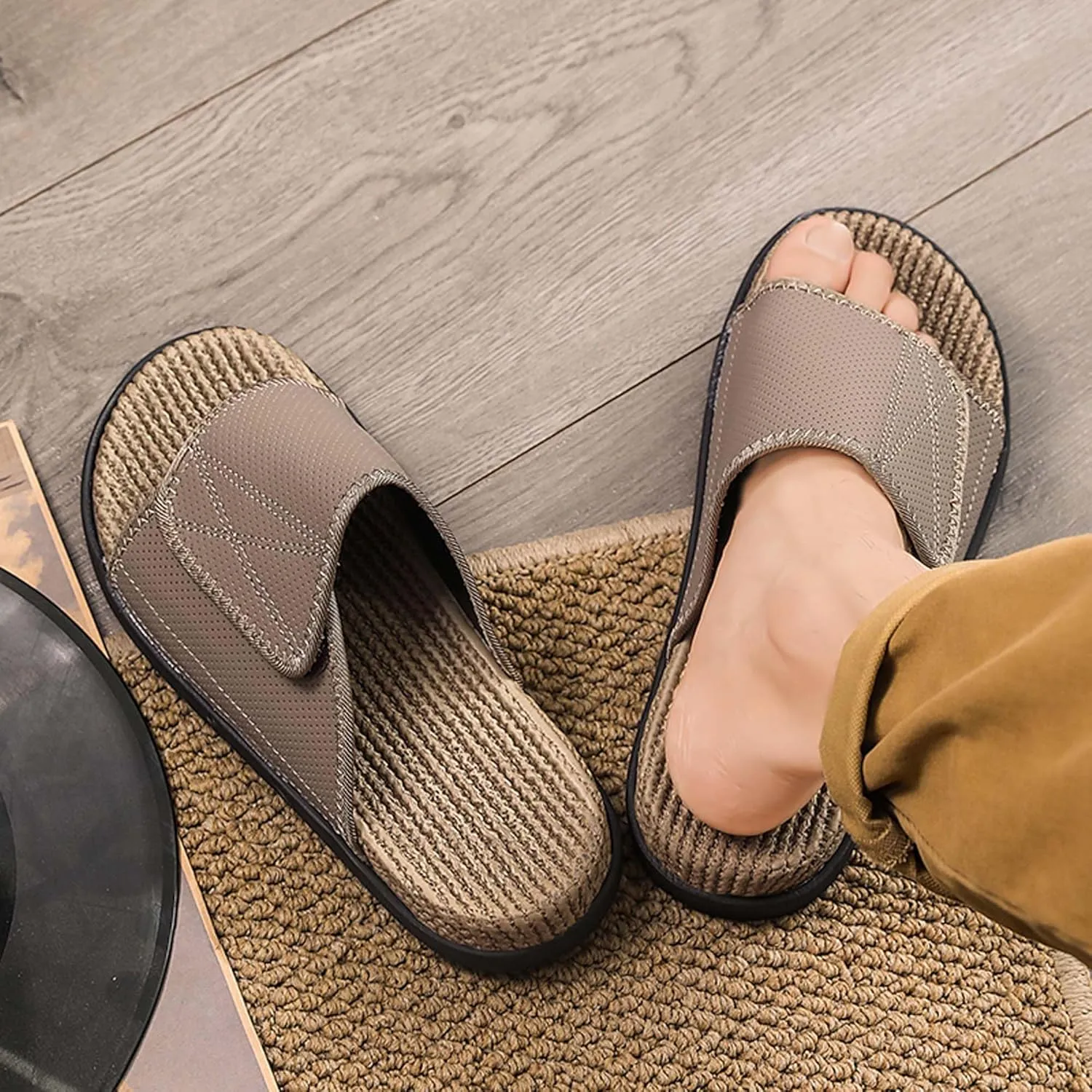 Men's Slide Sandals Summer Anti-Slip Breathable Beach Flip-Flops Comfortable Thick Sole Home Open-Toe Shower Clogs Large Size 6-14
