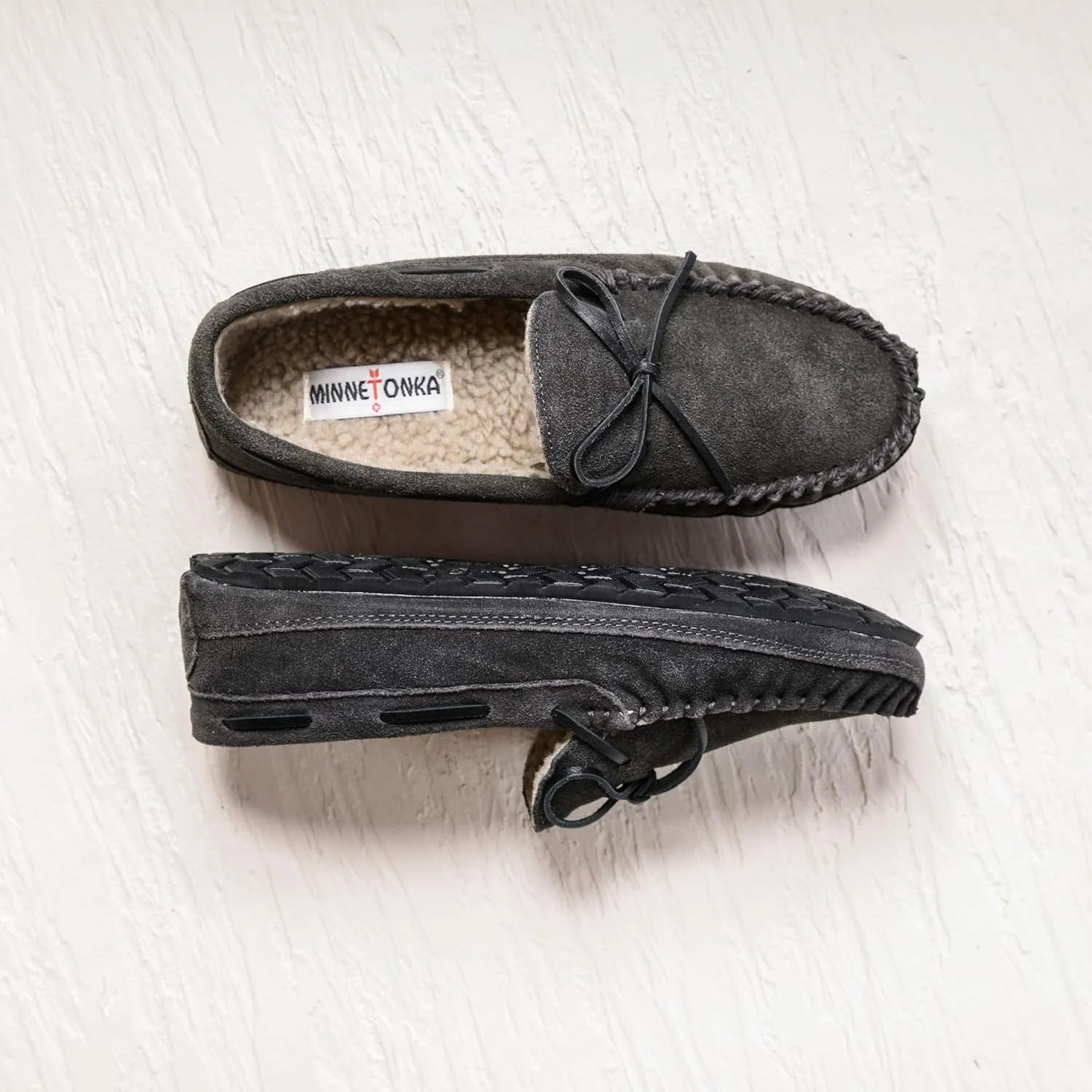 Minnetonka Men's Casey Slipper