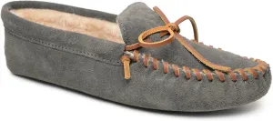 Minnetonka Men's Pile Lined Soft Leather Sole Slipper