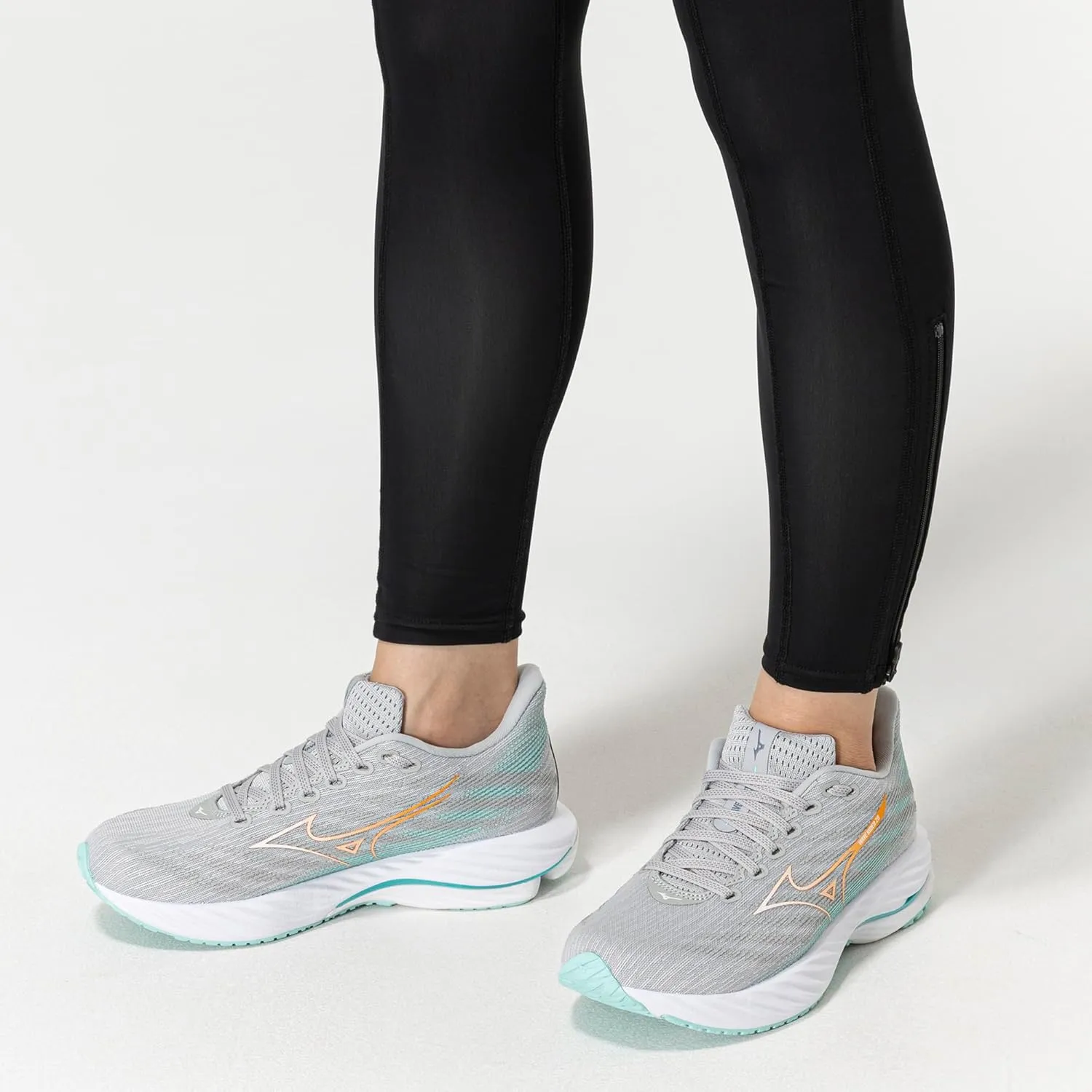 Mizuno Women's Wave Rider 28 Running Shoe
