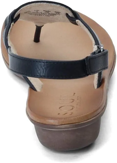 Naturalizer Soul Women's Stellar Flat Sandal