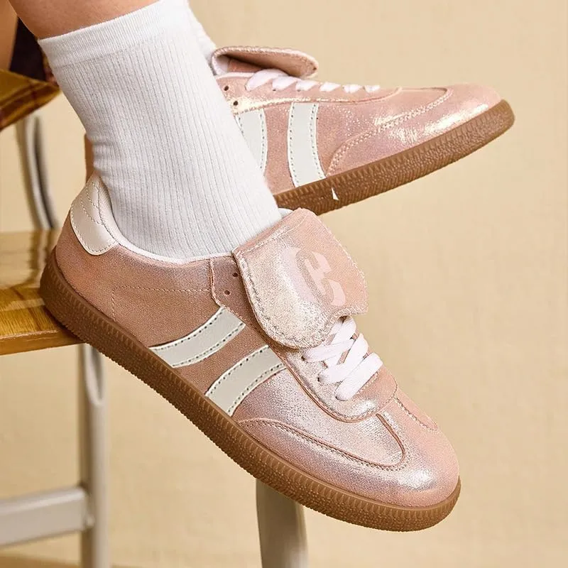 PU Leather Vintage Style Cushioned Sole Sneakers for Women Daily Casual Walking Spring Travel Wear German Trainer Inspired Black Shoes Lightweight and Durable