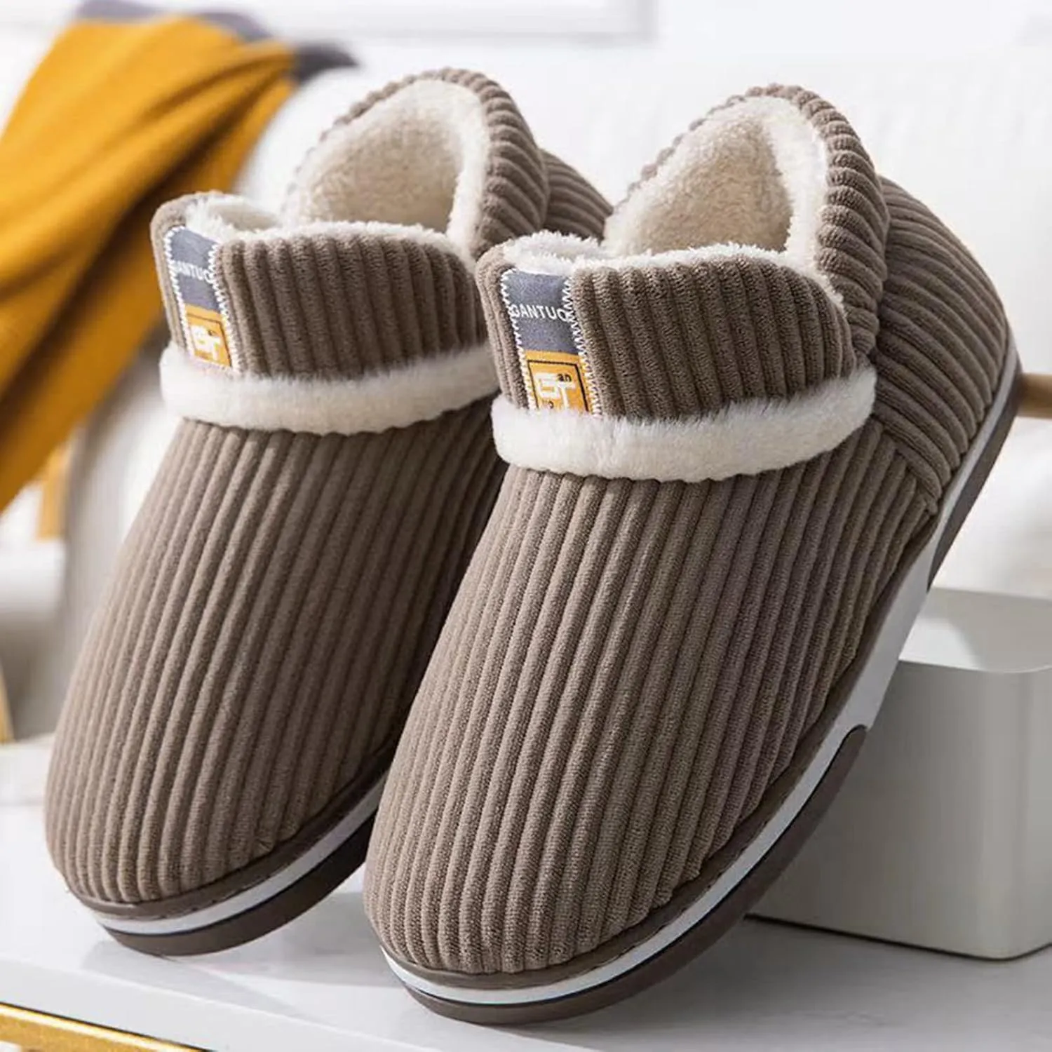 SBGMoSJ Indoor House Slippers Cute Ladies Slippers Winter Womens Slippers Size 10 Indoor Outdoor White Fluffy Slippers Nightmare Before Christmas Ornaments Gifts for Her 2023