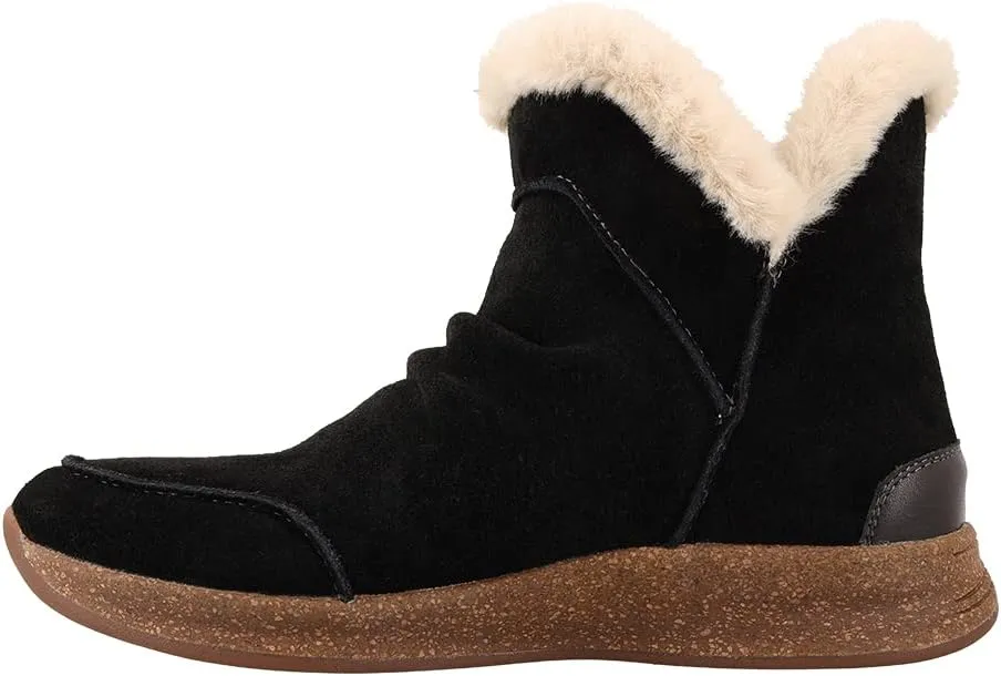 Taos Footwear Women's Future Casual Mid Top Boot
