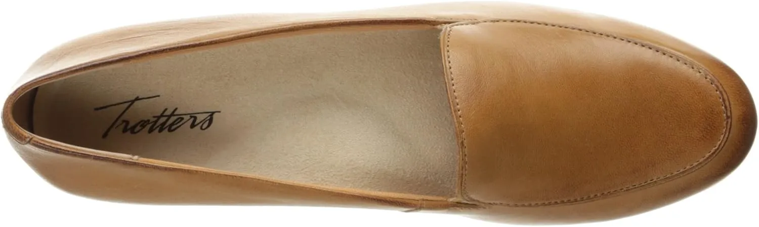 Trotters Women's Monarch Slip-On Loafer
