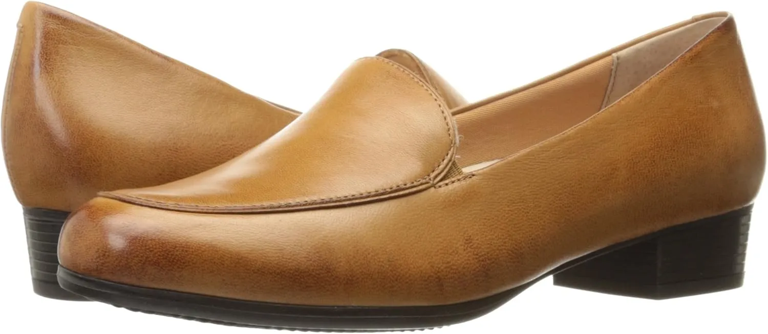 Trotters Women's Monarch Slip-On Loafer