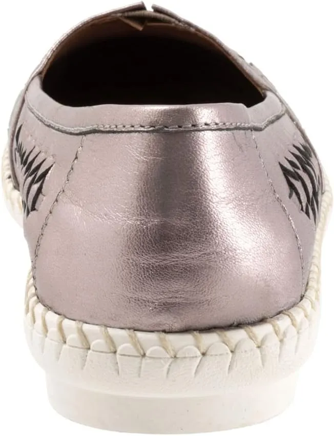 Trotters Women's Slip-on Loafer
