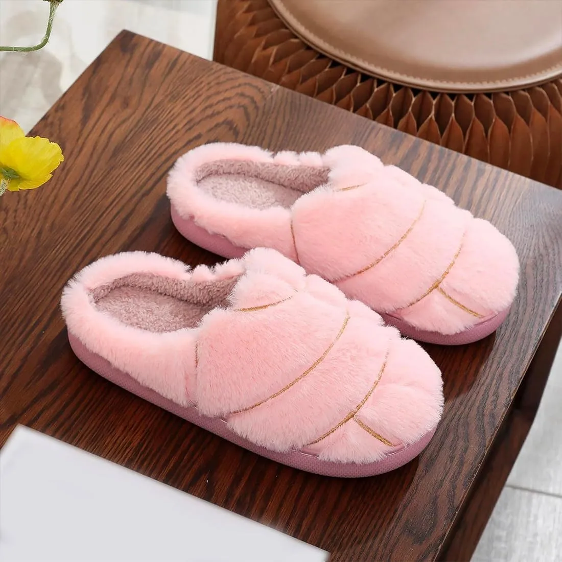 Unisex Adult Concha Slippers - Pink, Faux Fur, Memory Foam, Casual, Round Toe, Pull-On