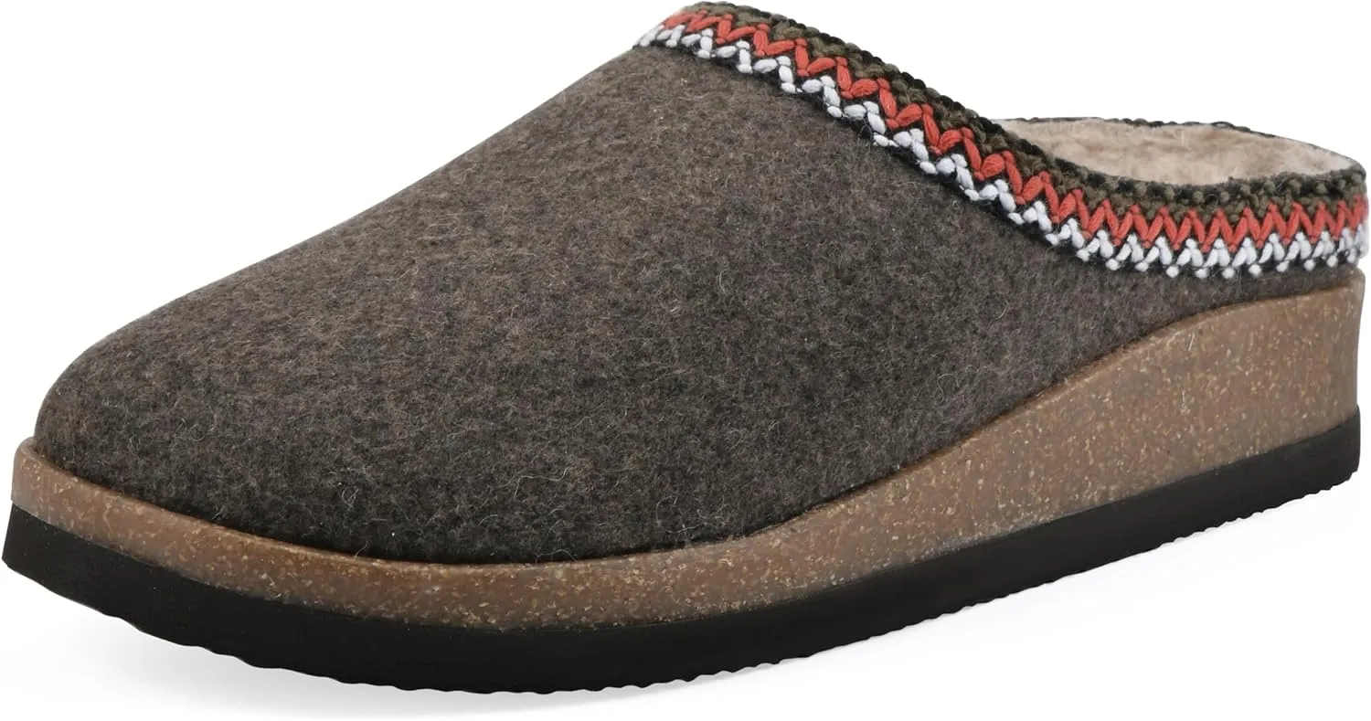 WHITE MOUNTAIN Women's Bundle Up Mule