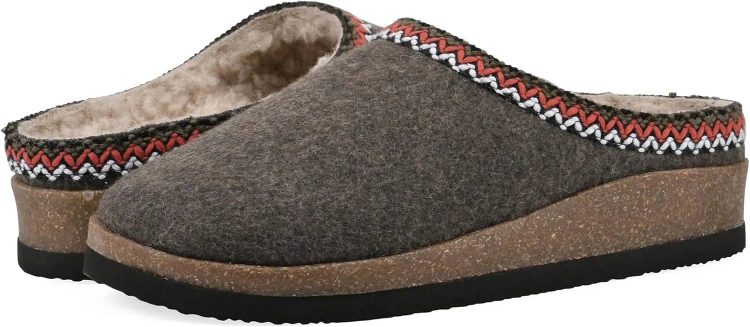 WHITE MOUNTAIN Women's Bundle Up Mule
