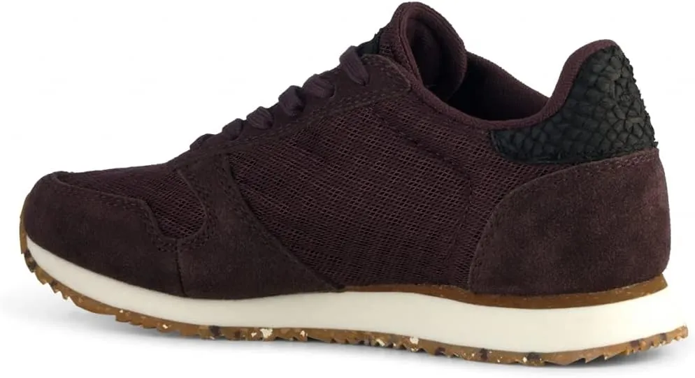 Women's Closed Sneaker