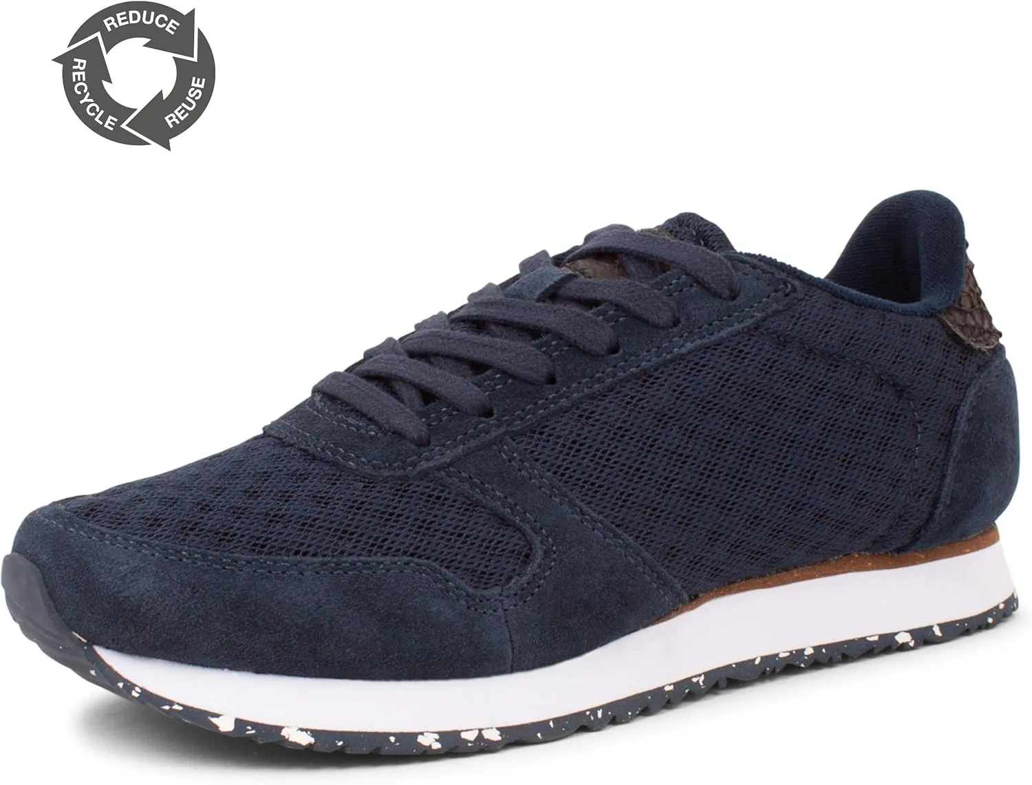 Women's Closed Sneaker