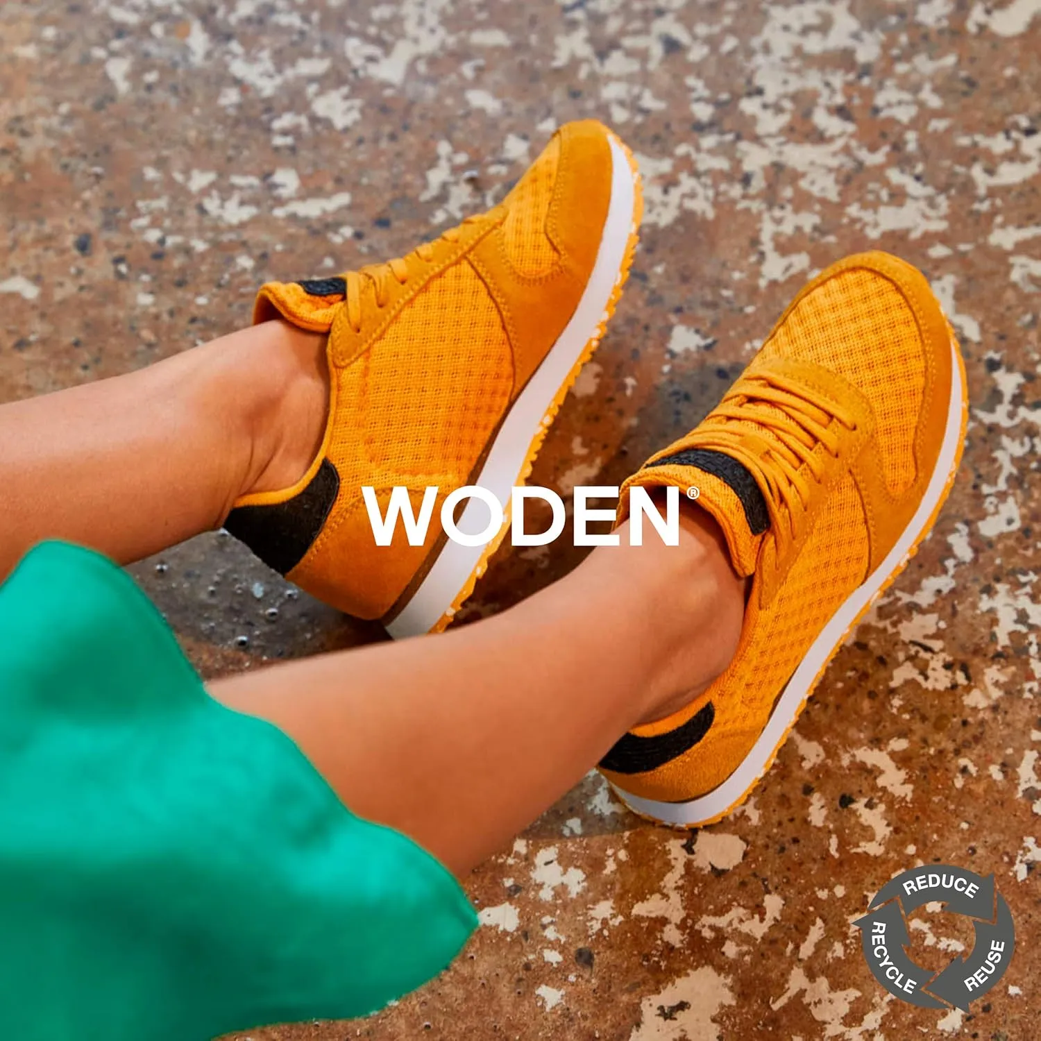 Women's Closed Sneaker