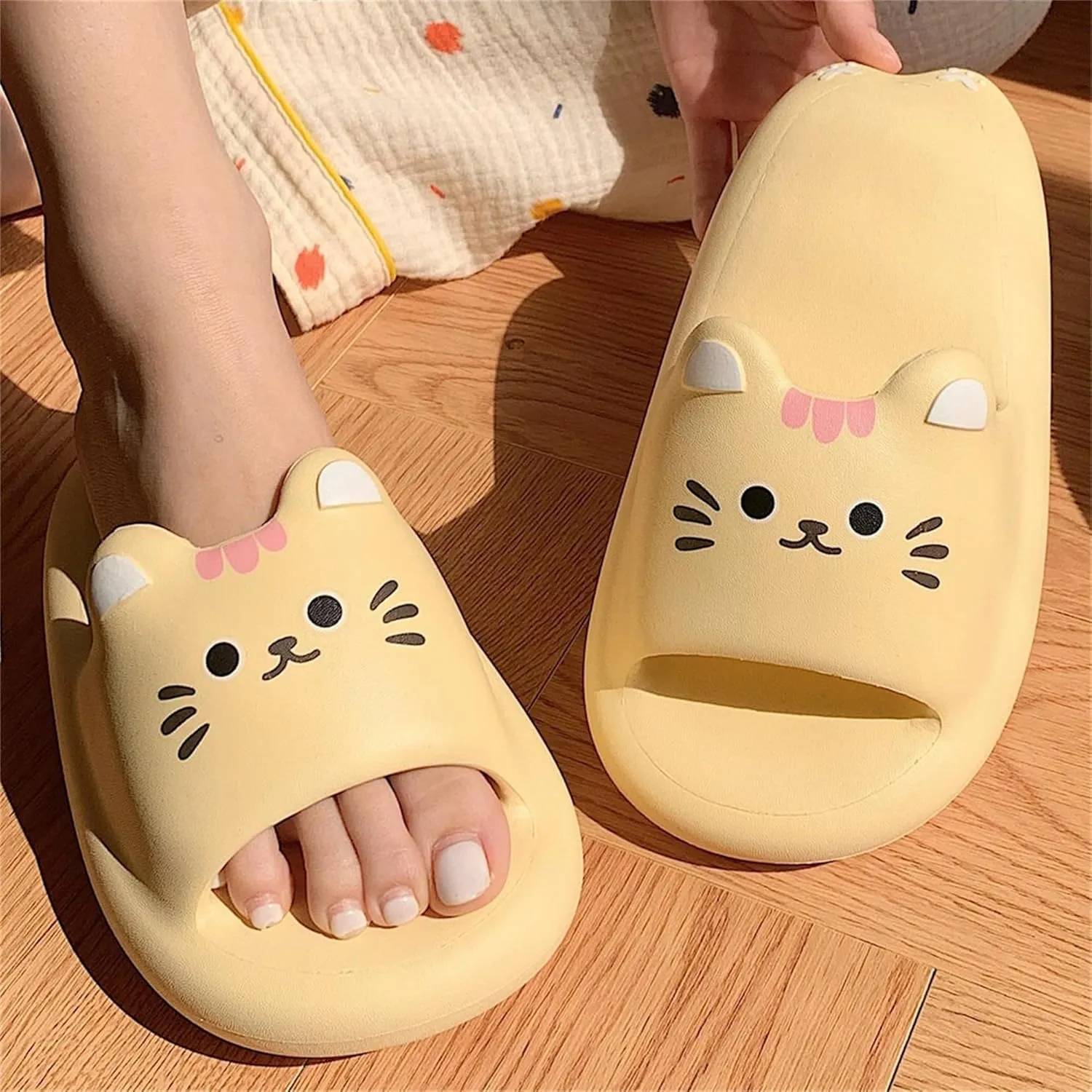 Women's Cute Animal Pig Slippers - Comfortable Beach Sandals
