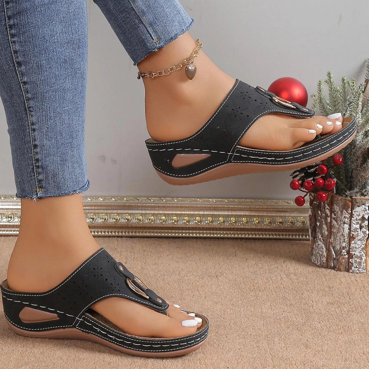 Women's Retro Clip Toe Sandals Height Increasing Hollow Out Slipper Arch Support Cushioned Shoes Platform